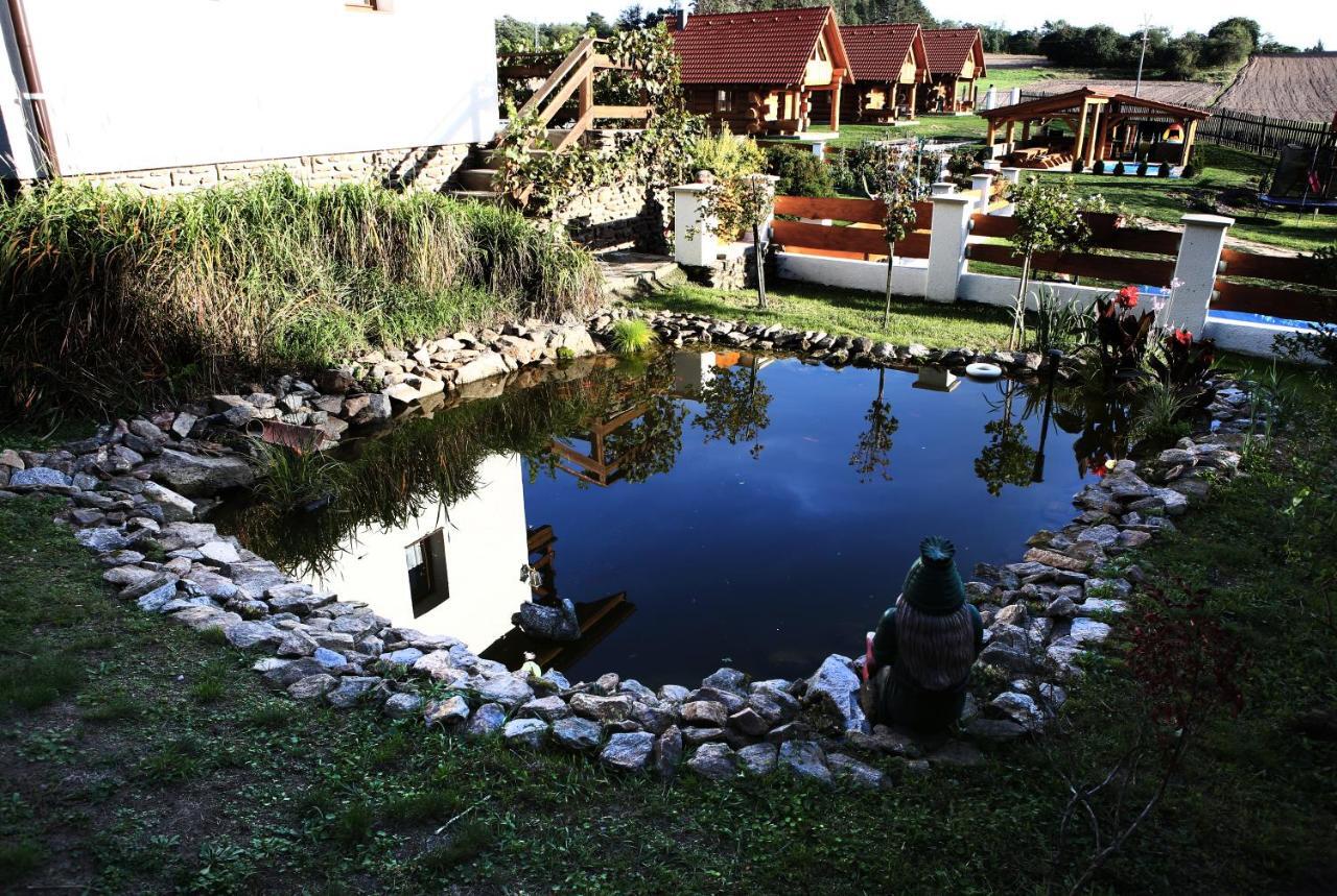 Villa Na Samote Ve Srubu Pilsen Exterior foto